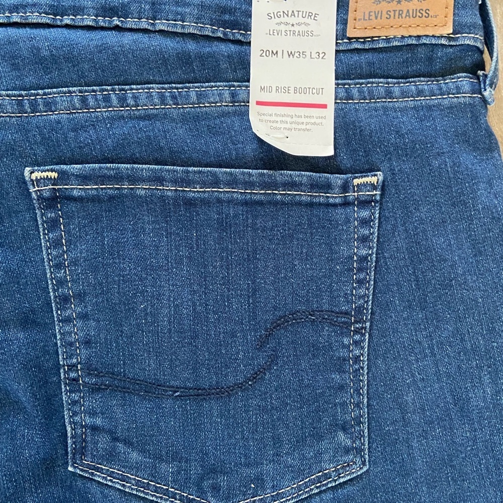 Levi Strauss signature women’s jeans - Picture 7 of 13